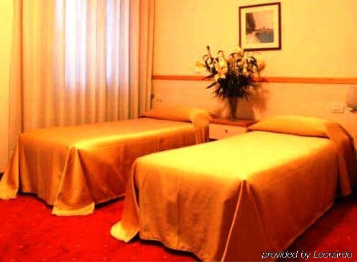 Hotel Due Ragni Villorba Kültér fotó