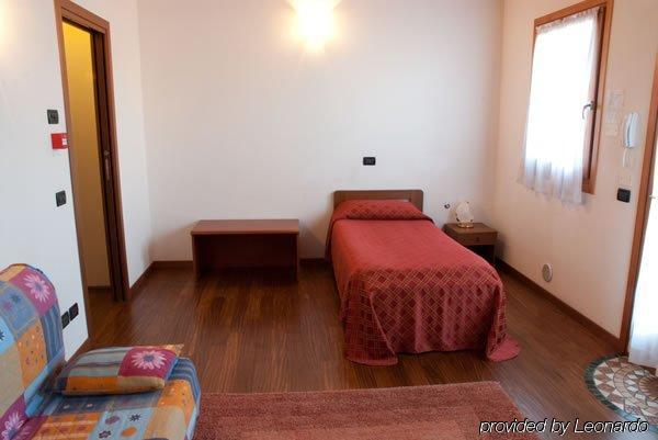 Hotel Due Ragni Villorba Szoba fotó